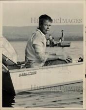 1962 Press Photo Baseball Special Train Wreck Witness Dick Cullen in Boat picture