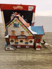 Vintage Lemax Dickensvale Sudbury Crossing Porcelain Lighted House '94 Christmas picture