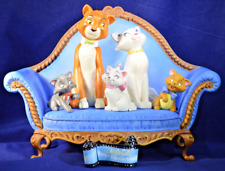 WDCC The Aristocats Sofa Scene Marie Toulouse Berlioz Duchess Thomas 6 Pieces picture