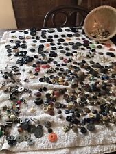 Huge Antique Vintage Lot Of Buttons Mother Of Pearl Abalone Bakelite & More 800+ picture