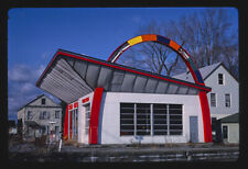 Photo:Sears Oil gas station,Yorkville,New York picture