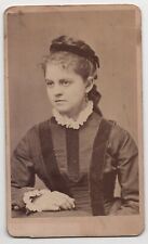 ANTIQUE CDV CIRCA 1880s WARREN GORGEOUS YOUNG LADY IN DRESS BOSTON MASSACHUSETTS picture
