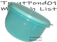 TUPPERWARE Classic Flat Bottom 8 Cup Mixing Bowl Sheer Mint Green w/ Lid Seal picture