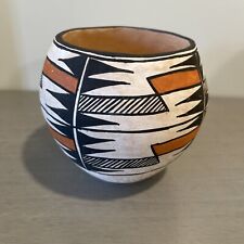 Vintage Acoma Pueblo Pot Native American pottery ceramic picture