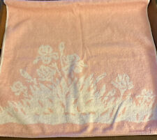 VINTAGE RETRO TERRY CLOTH BATH TOWEL~MUSCOGEE~ PINK AND WHITE EXCELLENT COND picture