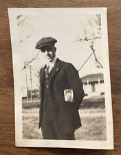 1910s-1920s Young Man Well Dressed Suit Newsboy Cap Original Snapshot Photo P8r5 picture