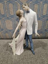 LLADRO  Happy Anniversary Glossy Porcelain Couple Figurine #6475 New Condition  picture