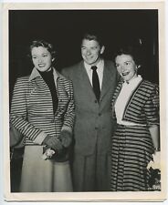 Ronald Reagan, Nancy Davis & Frances Rafferty 1953 Candid Photo J5179 picture