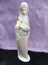  LLADRÓ - GIRL WITH CALLA LILIES - FIGURINE - #4650 picture