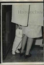 1960 Press Photo Timothy Shriiver with Mother voting - nee00658 picture
