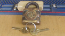 antique/vintage 850 yale padlock pre 34