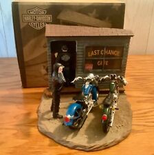 Harley-Davidson Motorcycle ‘Last Chance Cafe’ Diorama Figurine 1998 Ertl Limited picture
