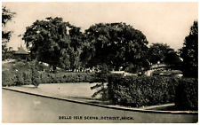 Postcard Vintage Belle Isle Park Scene Detroit, MI picture