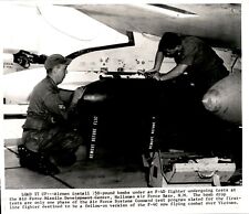 LG52 1967 Wire Photo U.S. AIRMEN INSTALL 750-POUND BOMBS F-4D FIGHTER JET TEST picture