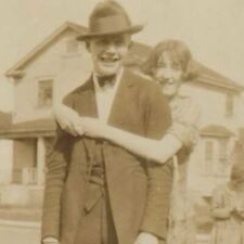 Vintage Snapshot Photo 1920s Man Flapper Woman Hug Affectionate Pose picture