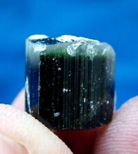 BLUE-CAP 14 cts beautiful GREEN TOURMALINE natural crystal picture