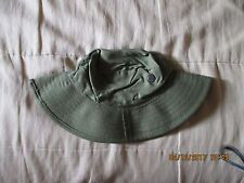 MINT UNISSUED 1960s ERA BRITISH JUNGLE / FLOPPY HAT - SMALL SIZE 6 1/2   picture