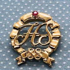Vtg 1988 Avon Honor Society Gold Tone HS Wreath Pin w/ Faux Gemstone picture