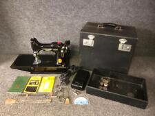 1948 Singer Featherweight 221 Sewing Machine with Case + picture