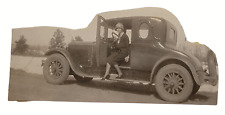 Original Old Vintage Outdoor Antique Photo Car Lady Dress Hat Trimmed 1920s picture