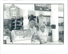 1980 Press Photo Albert & Inez Rankin in Their Store Stanly Cnty North Carolina picture
