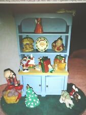 HALLAMRK SIGNATURE COLLECTION KEEPSAKE ORNAMENT, MRS CLAUS CUPBOARD, 1994 SIGNED picture
