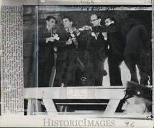 1965 Press Photo Anti-war demonstrators burn draft cards in Union Square, NY picture