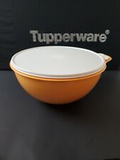 Tupperware 32 cup Thatsa Mixing Bowl Orange Taffy With White Seal New picture