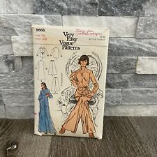 Vintage Vogue Very Easy Vogue Women's Lot Sewing Pattern #8666 picture