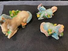 Vintage ceramic glittery unicorn with flowers and humming birds entire set picture
