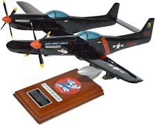 USAF North American P/F-82G Twin Mustang Desk Display WW2 Model 1/32 SC Airplane picture