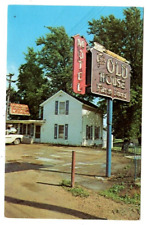 Postcard This Old House Farm Brand Motel Mechanicsville Iowa Hwys 30 & 150 picture