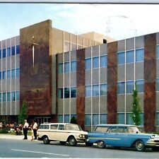 c1960s Waterloo, IA New Black Hawk County Courthouse Chrome Photo Postcard A62 picture