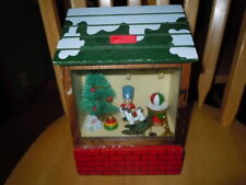 VINTAGE CHRISTMAS MUSICAL ANIMATED DISPLAY PLAYS TOYLAND 2AA BATTERIES picture