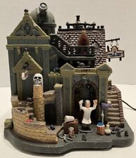 Lemax Spooky Town Dr. Gloom N. Doom's Laboratory 35493 Tested No Sound Or Lights picture
