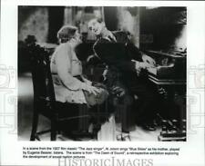 Press Photo Al Jolson sings with Eugenie Bessler in 