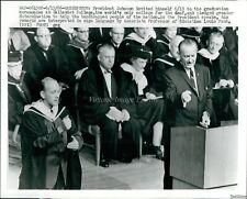 1966 Pres Johnson Speaks At Gallaudet College Commencement Event Wirephoto 8X10 picture