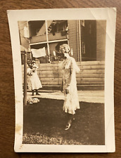 1920s Older Woman Lady Grandmother Fashion Pearl Necklace Snapshot Photo P8n17 picture