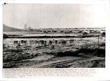 LG11 1965 AP Wire Photo NORMALLY DRY AND DUSTY SALT RIVER BED @ TEMPE BRIDGE picture