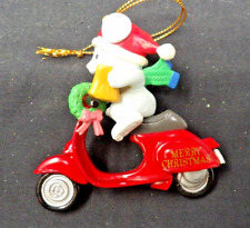 1994 Lustre Fame Christmas Mouse on Motor Scooter Vespa Ornament 2 1/2