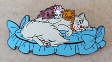 Fantasy Pin - Disney Aristocats Duchess w/ Kittens Berlioz Marie Toulouse LE150 picture