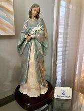 Lladro 2422 SINCERETY - MINT CONDITION. Huge piece 18”H. Retired. Gorgeous picture
