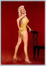 Jayne Jane Mansfield in yellow polka dot postcard. Postcrossing Pretty girl picture
