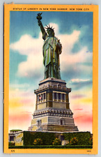 c1940s Statue of Liberty New York Harbor City Vintage Linen Postcard picture