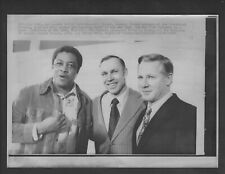 1974 Press Photo, Bill Virdon manager, Whitey Ford & Elston Howard, Yankees picture