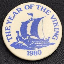 The Year of The Viking 1980 Minnesota Public Libraries Pin Button Pinback picture