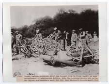 1918 1st Division German Bomber Hit Balloon Cable Francastl France News Photo picture