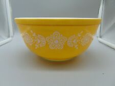 Pyrex Butterfly Gold Nesting Mixing Bowl 403 picture