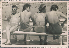 1950s Affectionate Man Trunks Bulge Pretty Women Bikini Beach Gay int Vint Photo picture