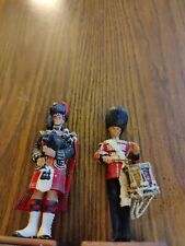 Scot Guard & The Black Watch Figurines On 1.25